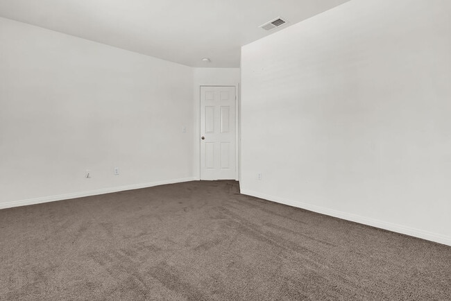 Building Photo - 26819 Rancho Serena St