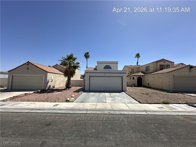 Building Photo - 329 Chastine St