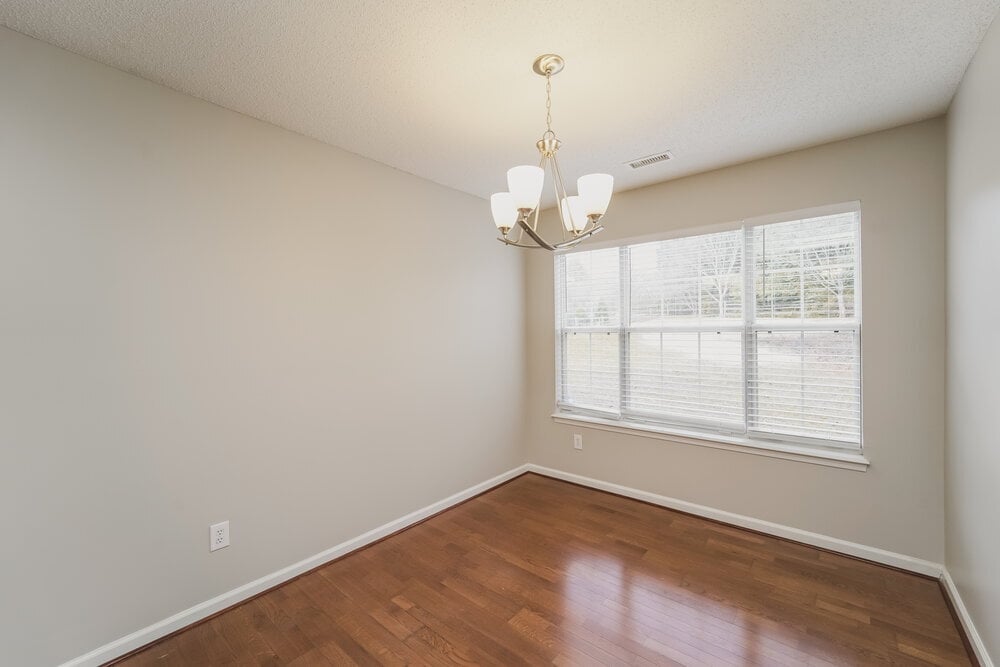 Building Photo - 9225 Merlot Ln