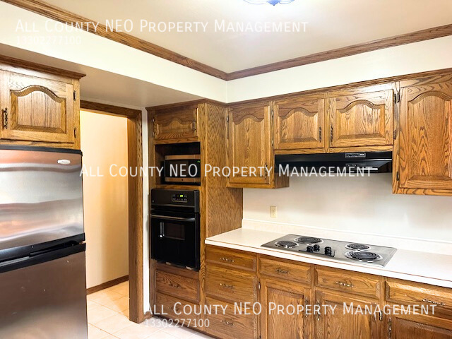 Building Photo - 3-bedroom available in Poland, OH!