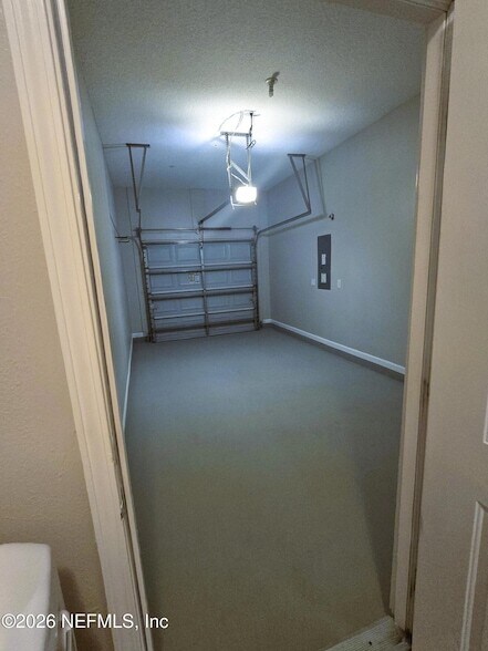 Building Photo - 7047 Deer Lodge Cir
