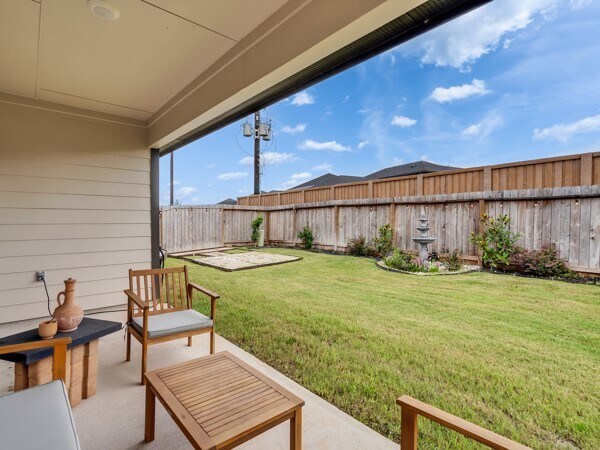Building Photo - 1518 Merulana Lane