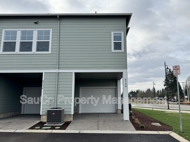 Building Photo - 6728 SE Crimson Ln