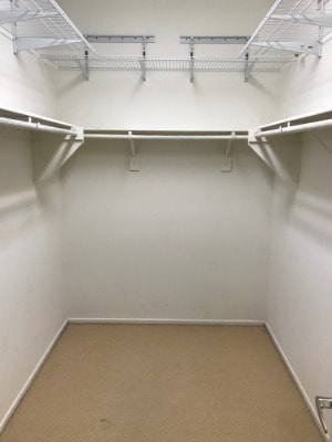 Master closet 1 - 43960 Reclinata Way