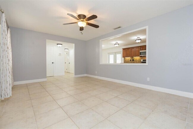 Building Photo - 6710 Mornay Cir