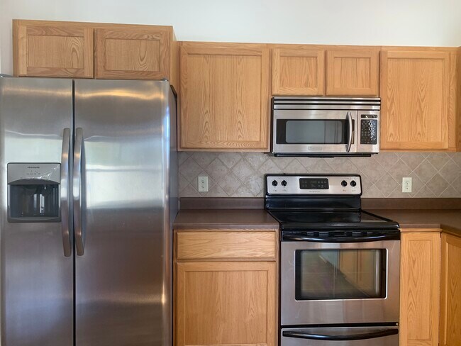 Building Photo - 238 Wind Stone Dr