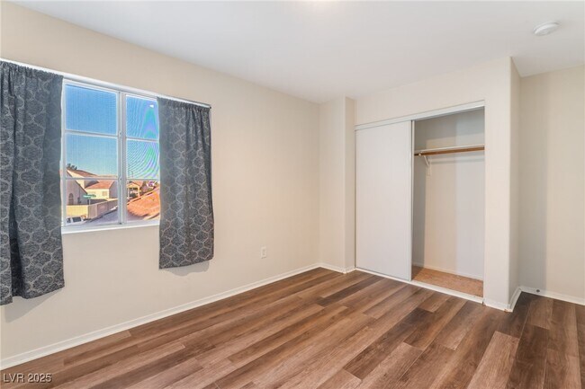 Building Photo - 8401 Cinnamon Hill Ave