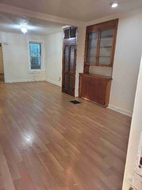 Building Photo - 2920 Washington St