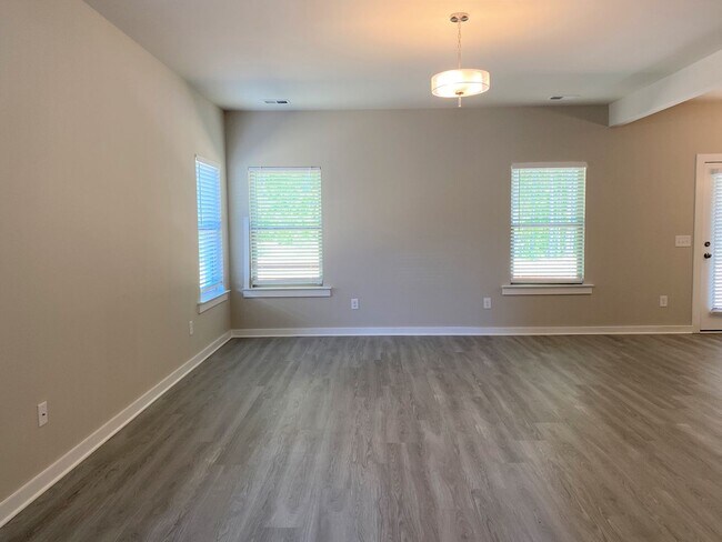 Building Photo - Home for Rent in Pinson, AL!!! Available NOW