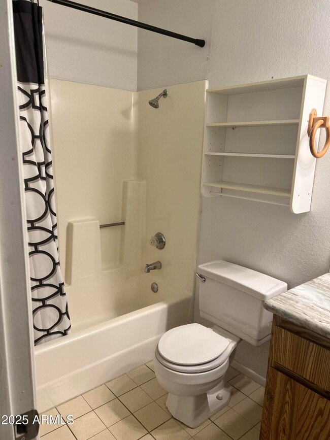 Building Photo - 99 N Cooper Rd