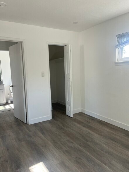 Building Photo - 410 Fuller Ave