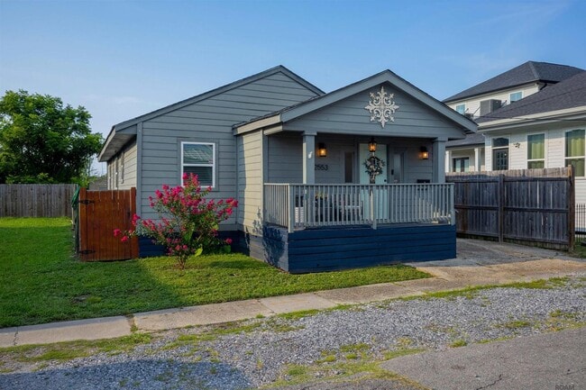 Building Photo - 2553 N Rocheblave St