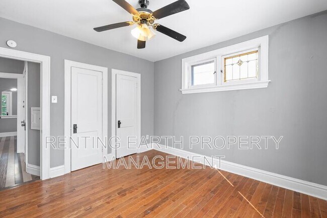 Building Photo - 3868 Meramec St