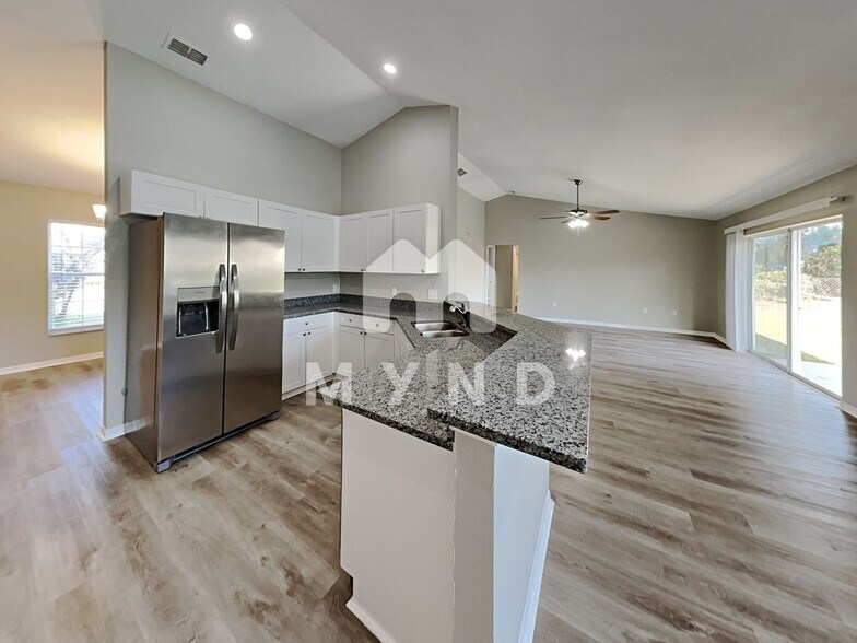 Building Photo - 3189 Thoroughbred Loop N
