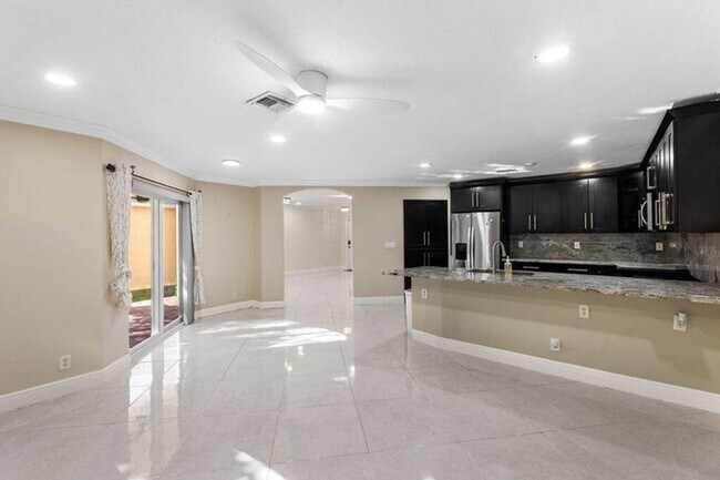 Building Photo - 6384 Adriatic Way