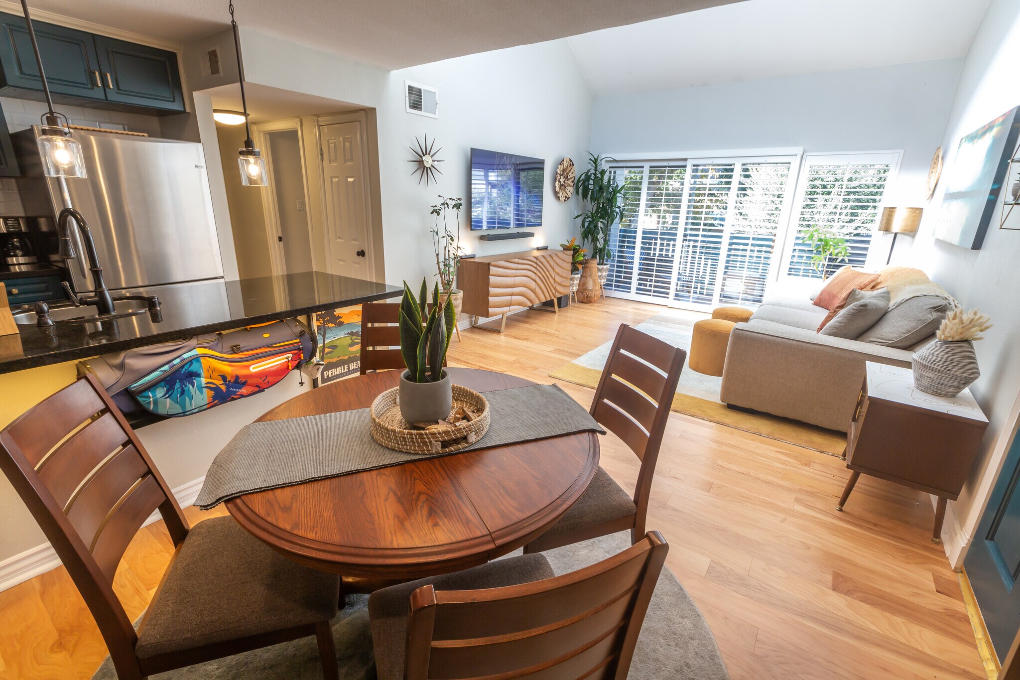 Building Photo - 5700 Etiwanda Ave