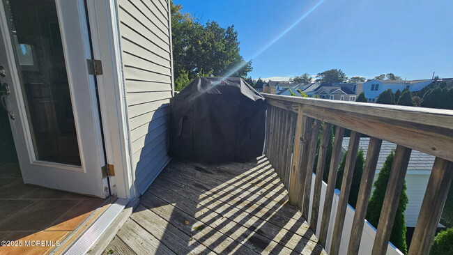 Building Photo - 406 Ninth Ave