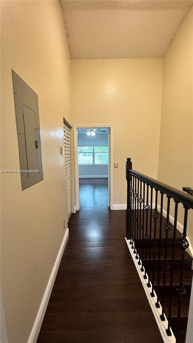 Building Photo - 443 S W 122nd Terrace