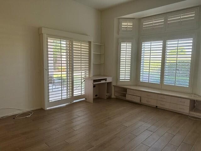 Building Photo - 37624 Breeze Way