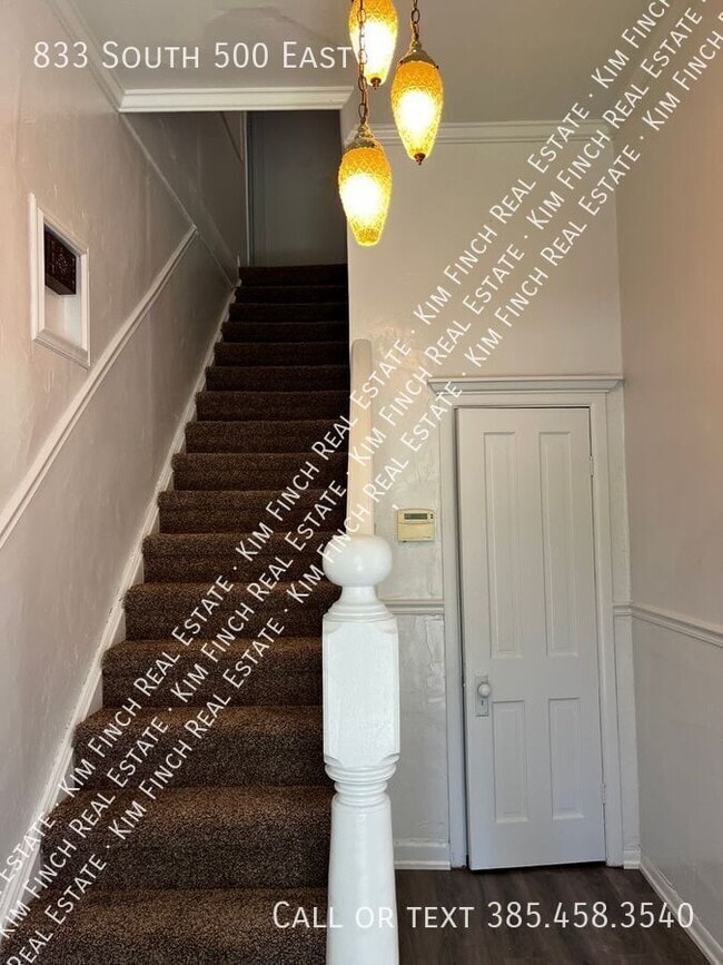 Building Photo - 833 S 500 E