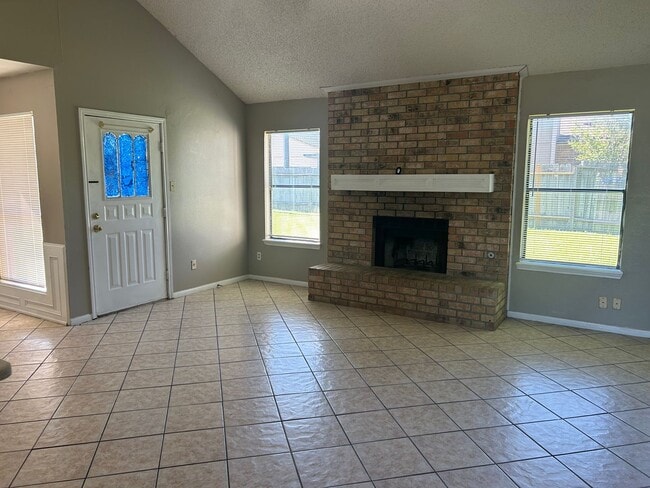 Building Photo - 7101 Premont Dr