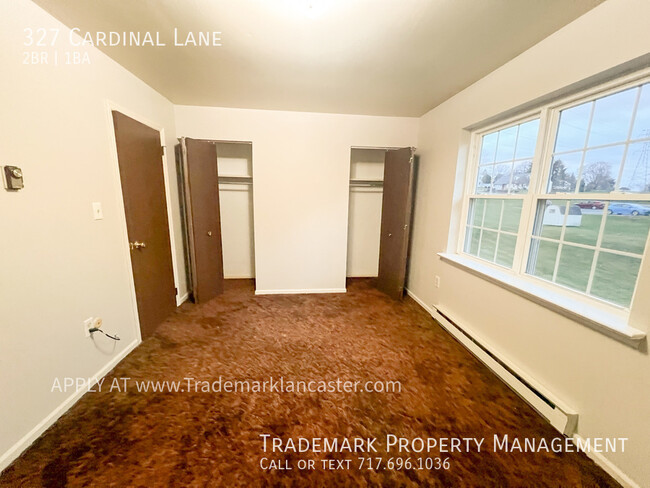 Building Photo - Spacious 2 Bedroom Town Home