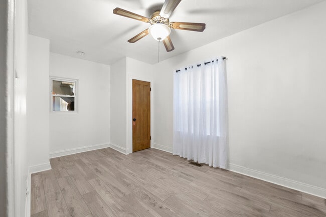 Building Photo - 5229 W Potomac Ave