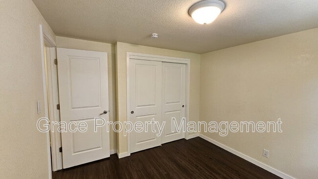 Building Photo - 10928 Patterson Ct