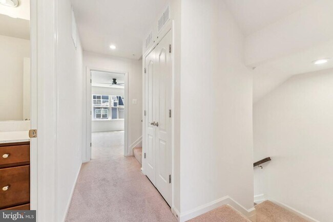 Building Photo - 1470 Rdg Trl Cir