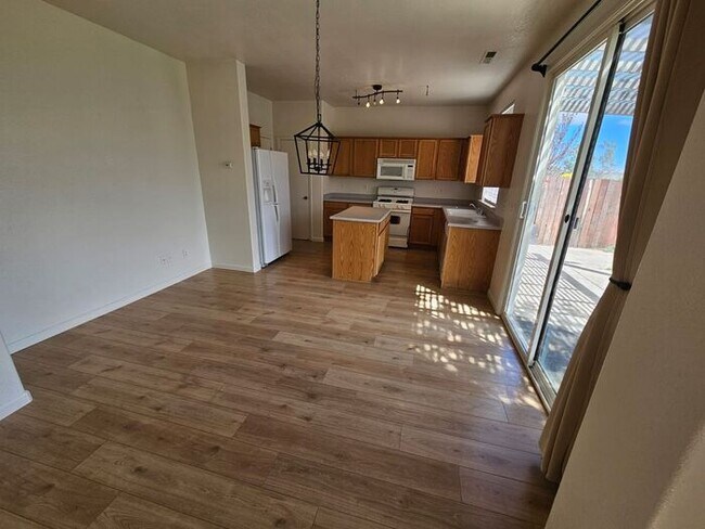 Building Photo - 3 bed 2.5 bath Northwest Reno Home for Rent