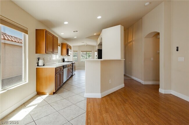 Building Photo - 6704 Arctic Breeze St