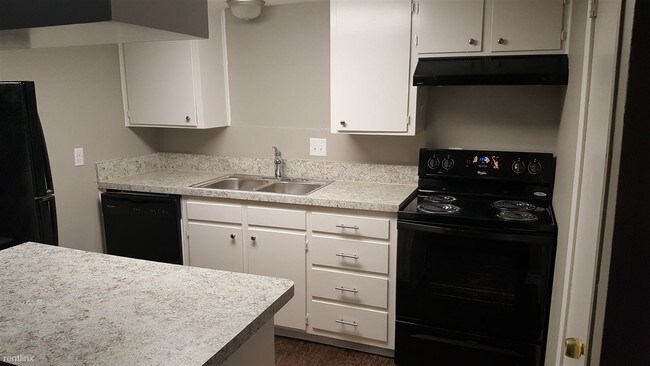 Building Photo - 1 br, 1 bath Apartment - Bellaire