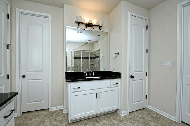 Building Photo - 4612 Apollonia Wy
