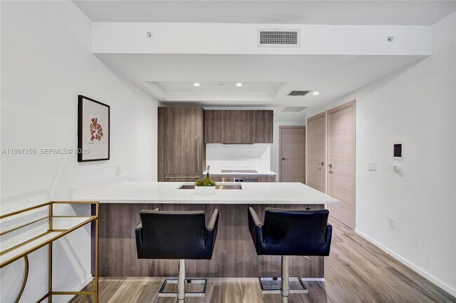 Building Photo - 801 S Miami Ave