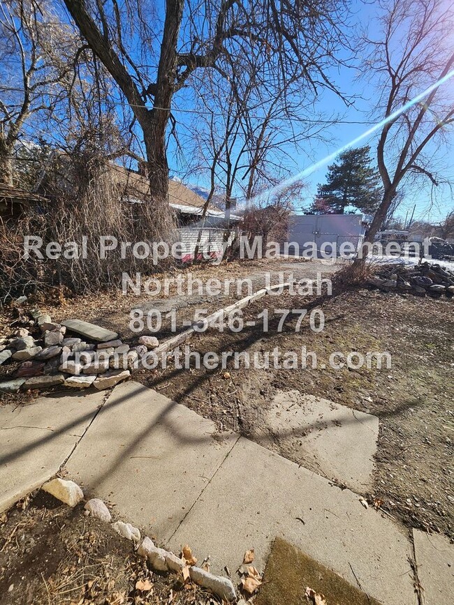 Building Photo - 3 Bedroom 1 Bath Ogden Home Coming Soon!