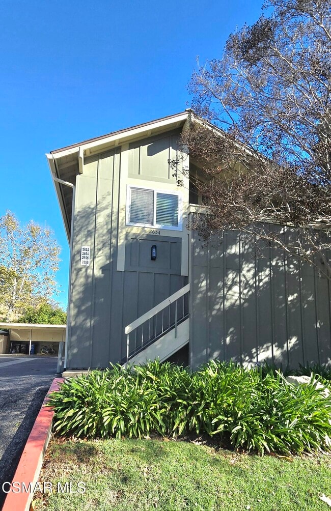 Building Photo - 2654 La Paloma Cir