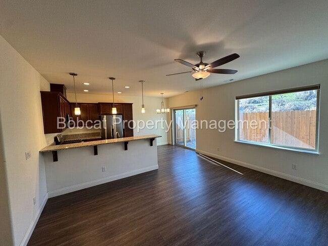 Building Photo - 1230 Saltern Dr