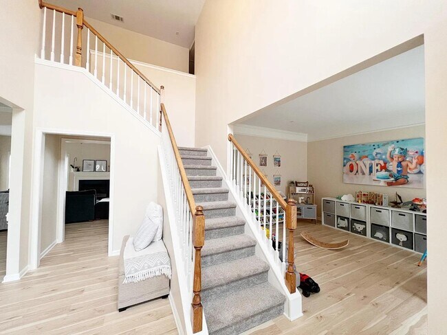 Building Photo - 514 Adeline Ct