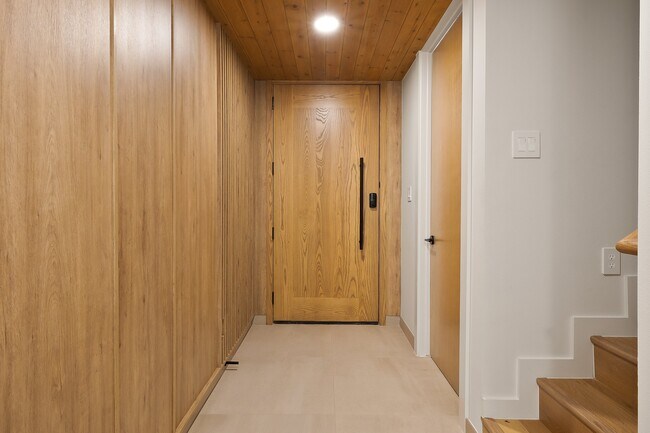 Building Photo - Carey Estates Lot 11