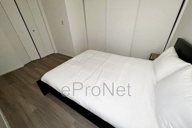 Building Photo - 4650 Koval Ln