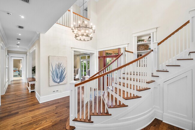 Building Photo - 16356 Bridlewood Cir
