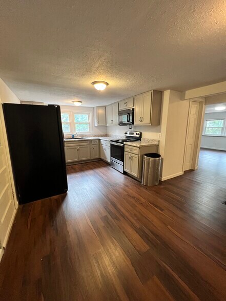 Building Photo - 2473 Wegmann Rd