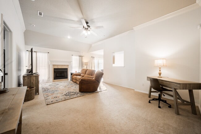 Building Photo - 4357 Beacon Ct