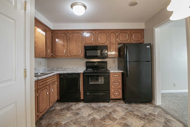 Building Photo - 3059 Woody Ln