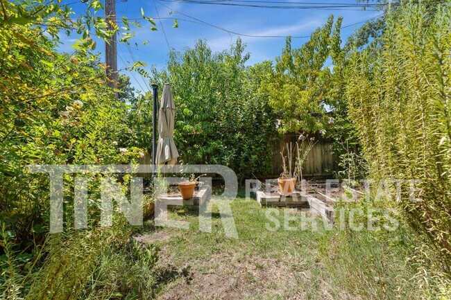 Building Photo - 516 San Miguel Way