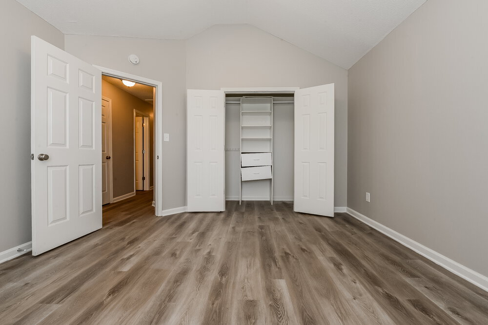 Building Photo - 2860 Highland Hill Pkwy