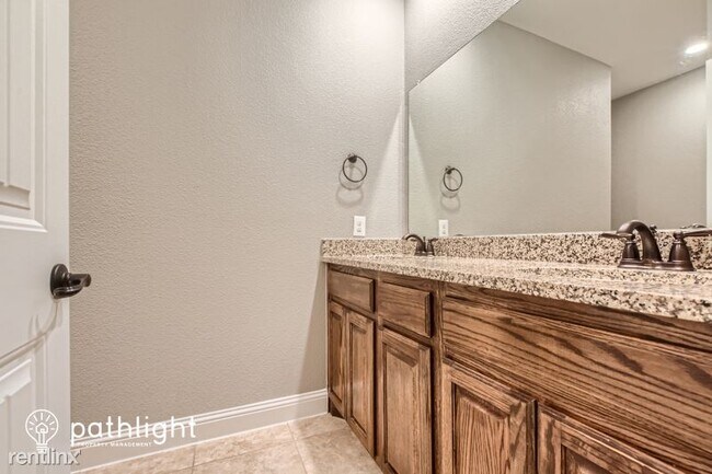 Building Photo - 5 br, 2 bath House - 540 Hunt Farms Road UNIT