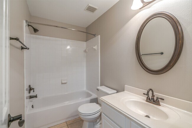 Building Photo - 34 Marble Rock Pl