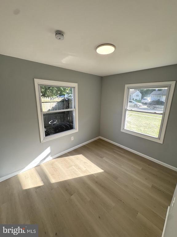Building Photo - 74 Plumtree Ln