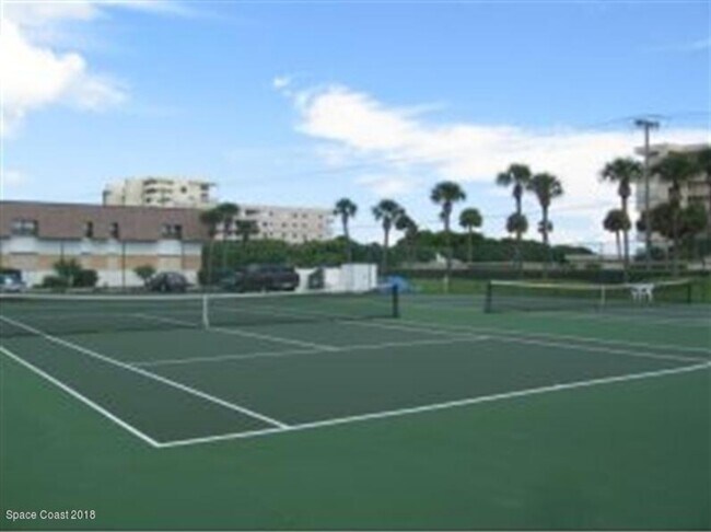 Tennis - 2700 N Highway A1A